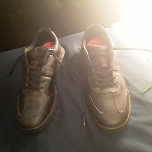 Men's shoes